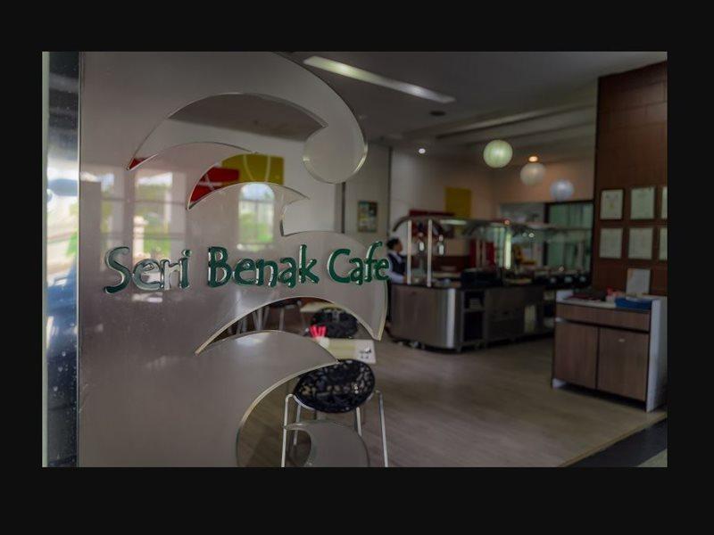 Seri Simanggang Hotel Eksteriør billede